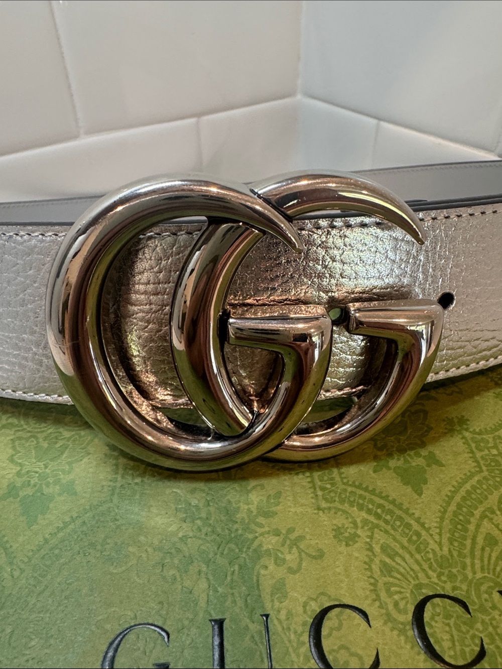Gucci GG Marmot  Wide Metallic Leather Belt - Picture 3 of 8